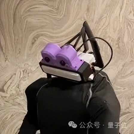 “天线宝宝”机器人上门做保洁,200元/小时,纯·人工·智能(图8)