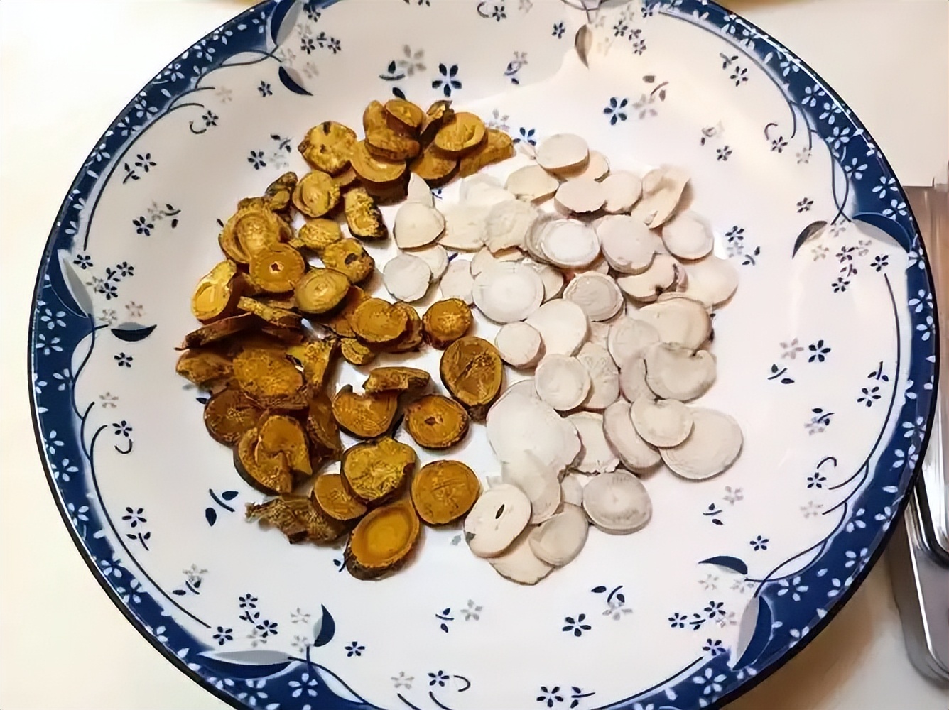 消化性溃疡12方，肝胃郁热3方脾胃虚寒3方瘀血阻络3方胃阴不足3方(图4)