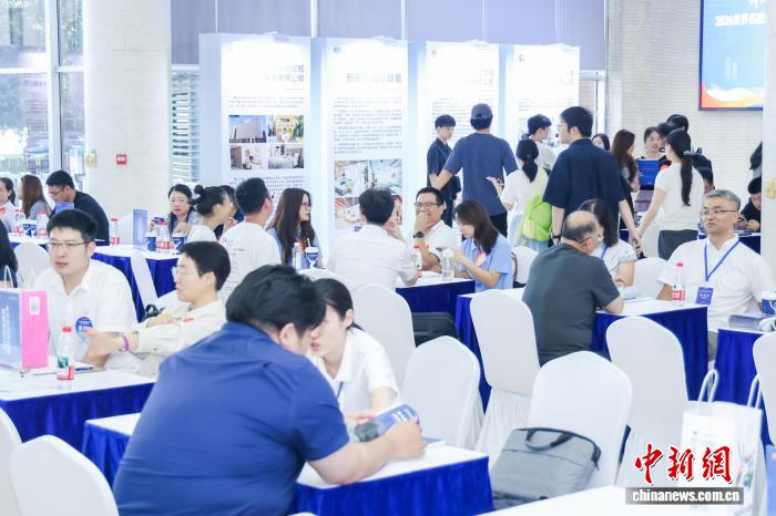 世界名校博士组团走进湖南湘江新区 中部地区引才“强磁场”再升温(图2)