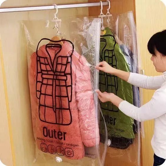 冬季厚衣服这样收，省力又省地方！(图33)