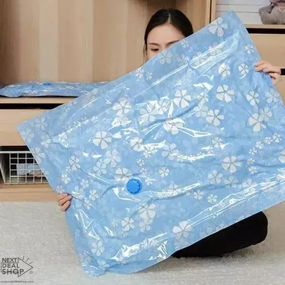 【实用】冬天的厚衣服这样收，不回潮，无折痕，省了3个大衣柜！(图28)