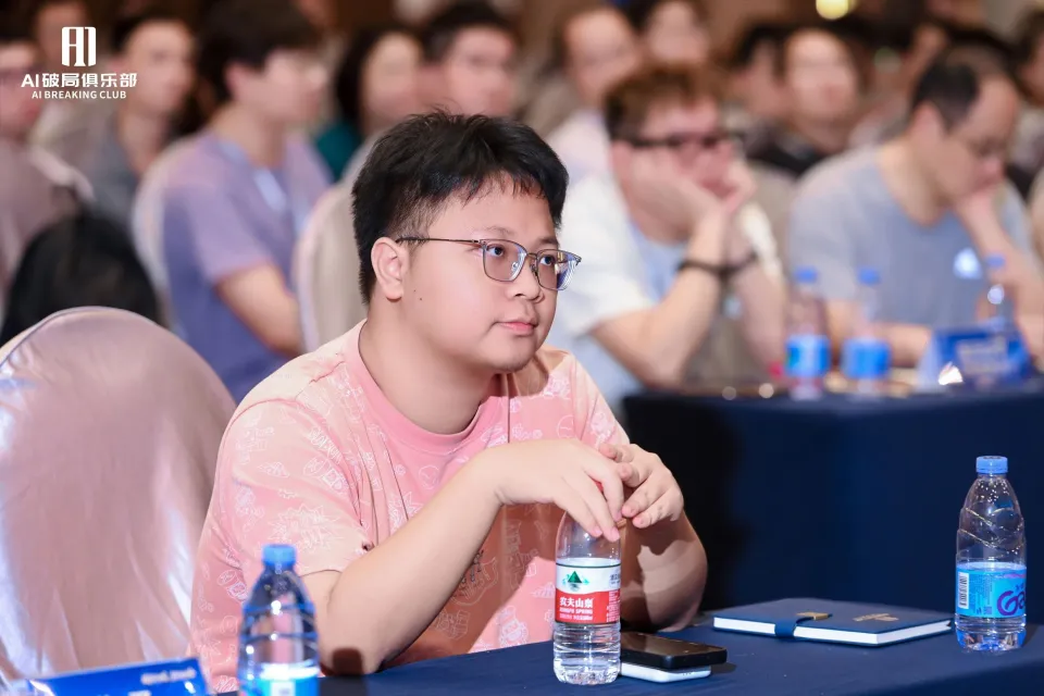 去深圳跑了一圈后，我对 AI 有了 8 个新的判断