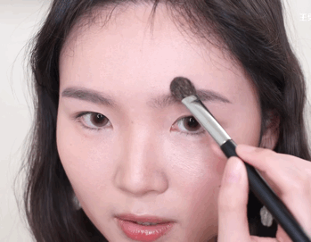 掌握修容神技 找到你的妆容天花板(图30)