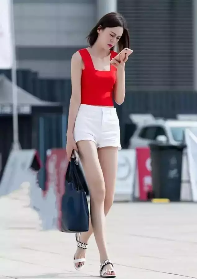 夏季短裤怎么穿时尚感十足？这 3 种穿法超赞！