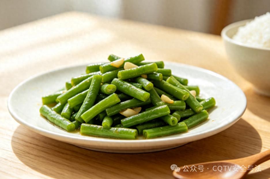 豇豆是痛风患者的“福音”？医生：若想尿酸稳定，3样蔬菜可常吃(图1)