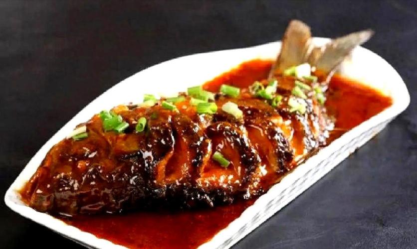 痛风与吃鱼有关？医生劝告：尿酸高的人，平时饮食避免“5细节”(图6)
