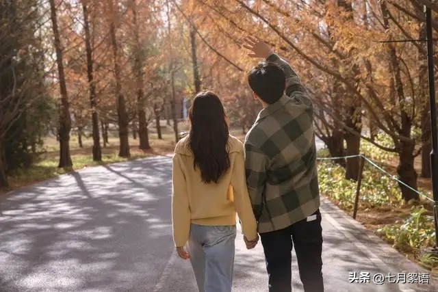 情感爆款：异地恋最难的不是距离，是你处理冷场的那一下(图7)