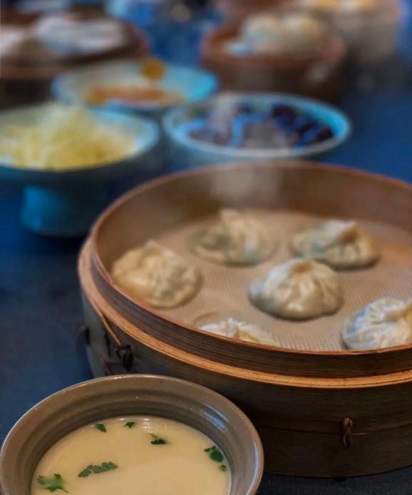 紧邻两大美食之都，藏着一个便宜又好吃的小城(图19)