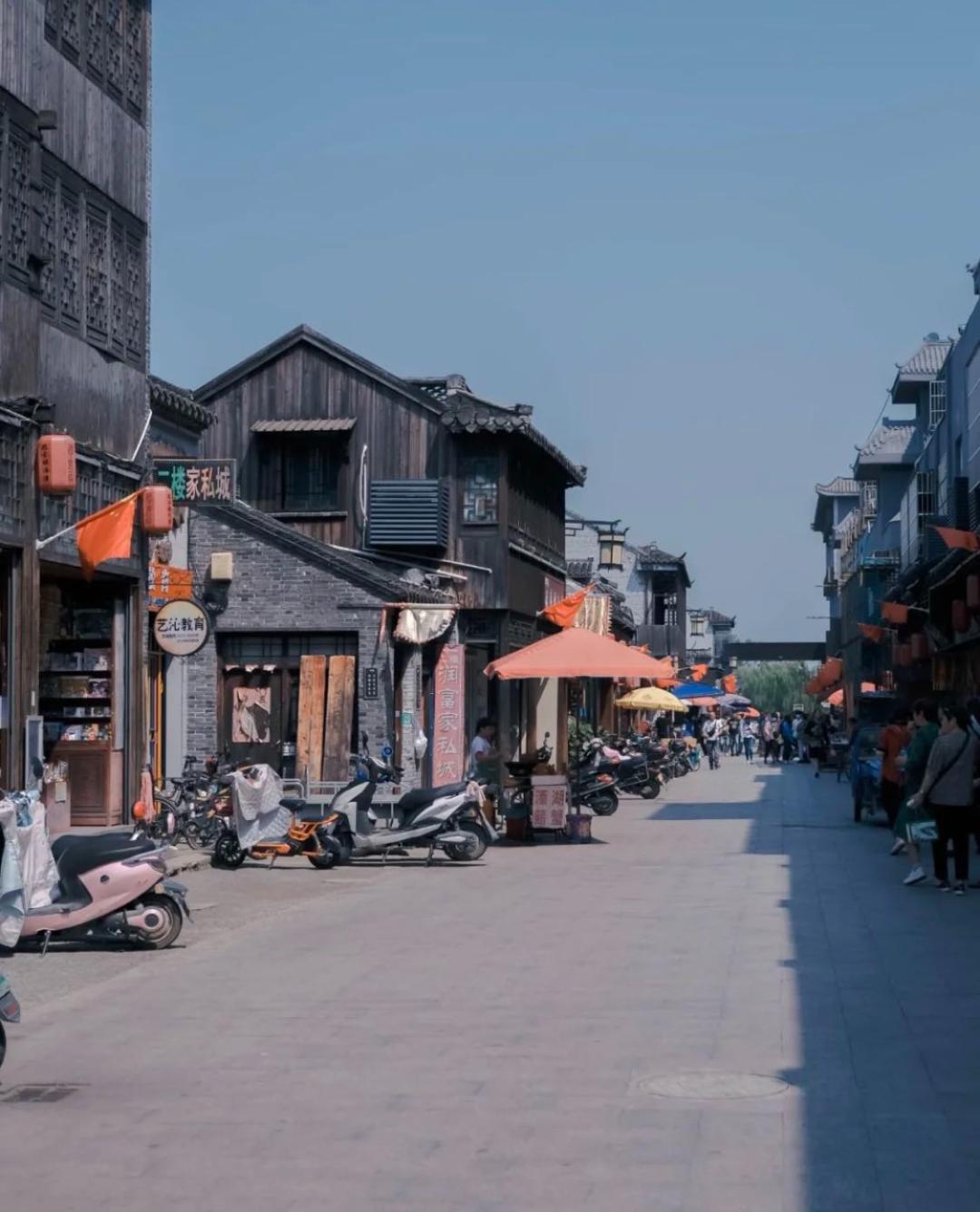 紧邻两大美食之都，藏着一个便宜又好吃的小城(图34)