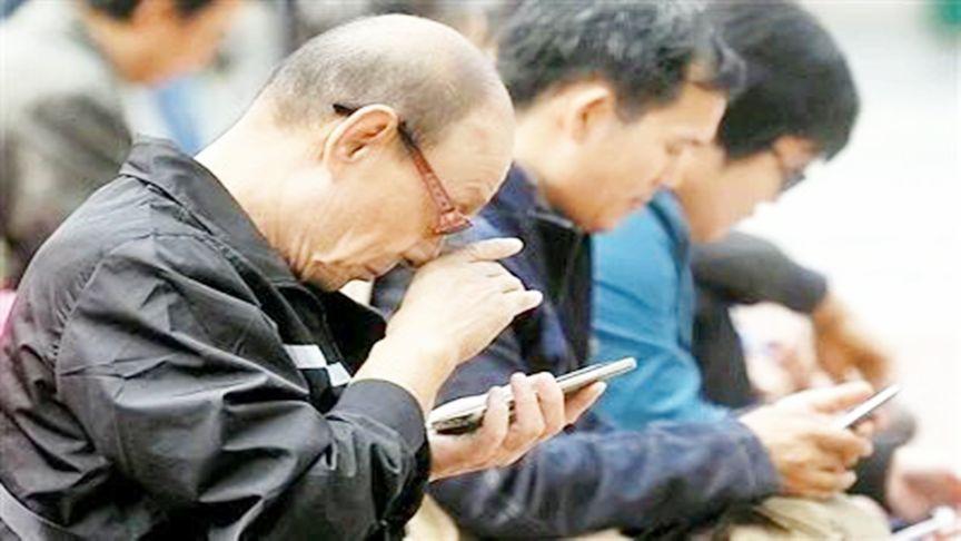 为什么到了一定年纪，很多人的脖子和脸都连在了一起？(图5)