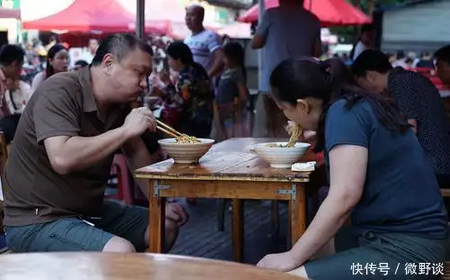 春日美食：襄阳人把牛肉面、黄酒当早饭，外人不懂这情怀(图5)