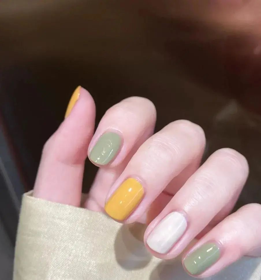你有过美甲翻车的经历吗?(图54)