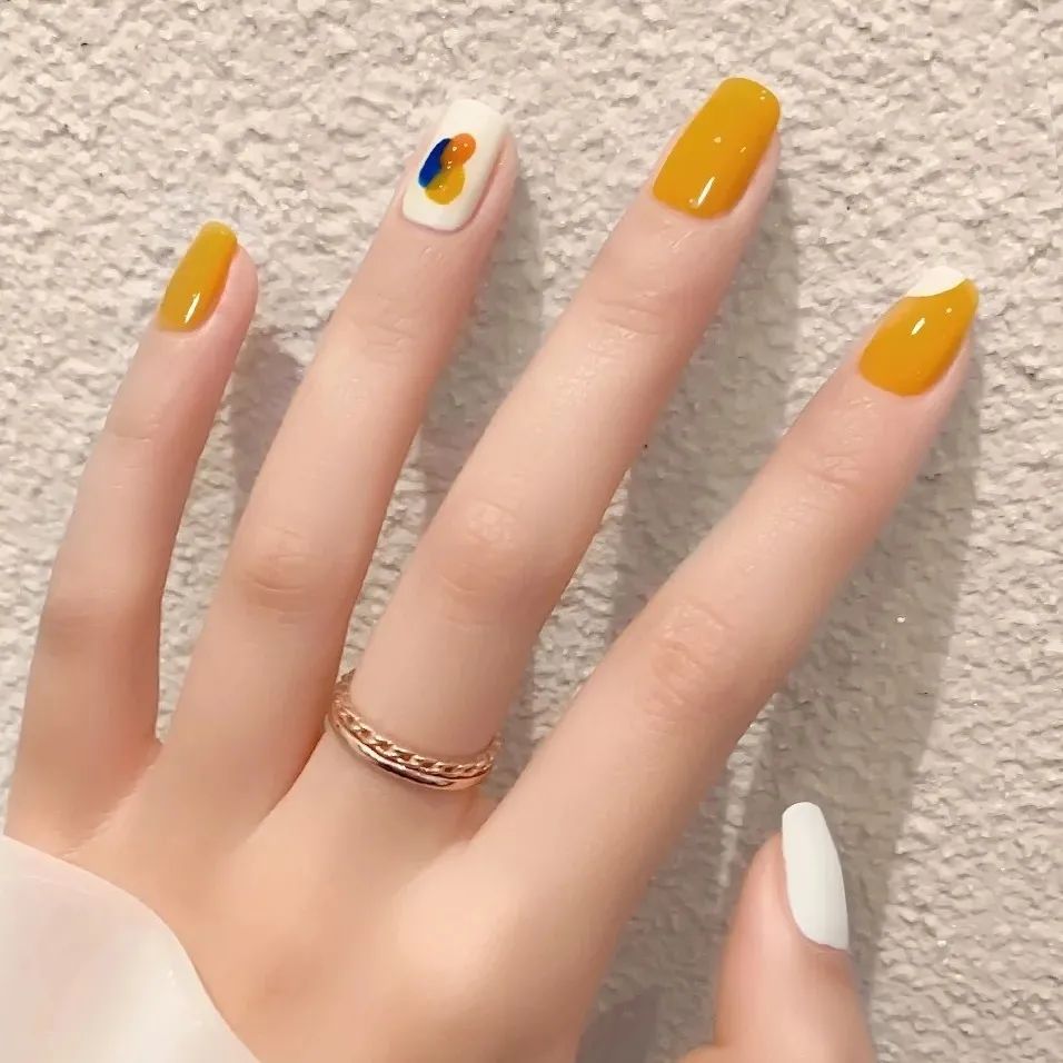 你有过美甲翻车的经历吗?(图83)
