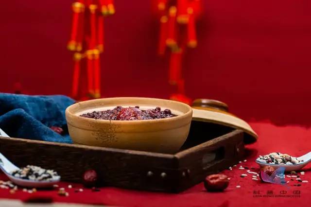 今日腊八 | 腊八蒜变色原来是这样变的