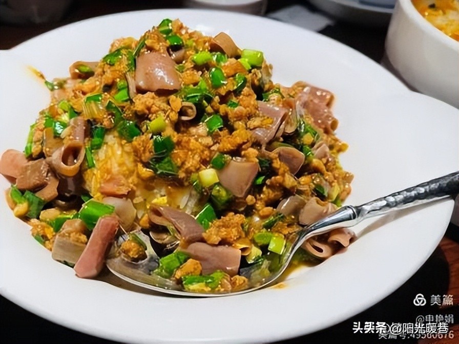 来青岛别只看海！本地人私藏美食全攻略，一口吃透海滨烟火气(图2)