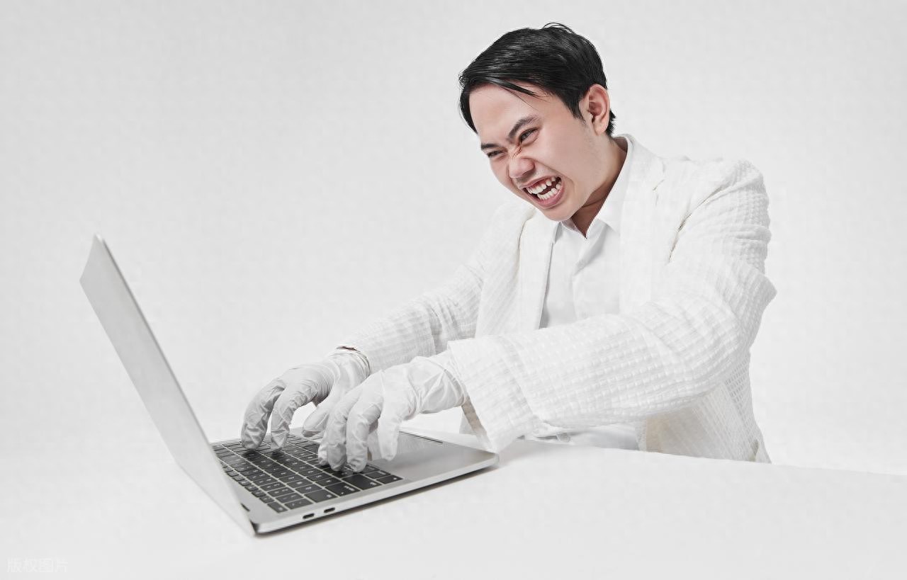 现在的职场，连摇奶茶的都要“垂直经验”？我直接笑亖