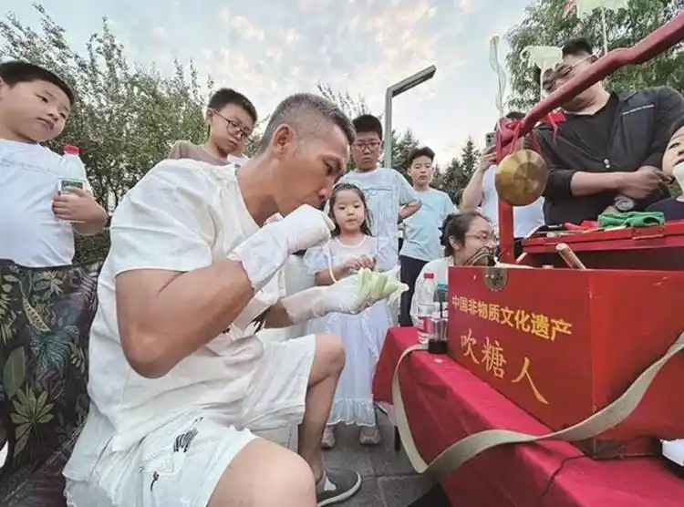 一湖烟火气 满城共此时——“乐享百味 品味新城”美食季启幕首