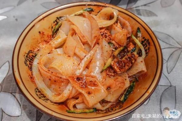 打卡古丝绸之路上的重镇，品尝除兰州拉面外最具特色的小吃(图4)