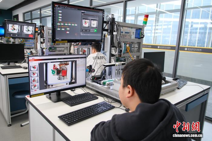 当职业教育进入“智能时代” 浙江如何重塑技能人才？