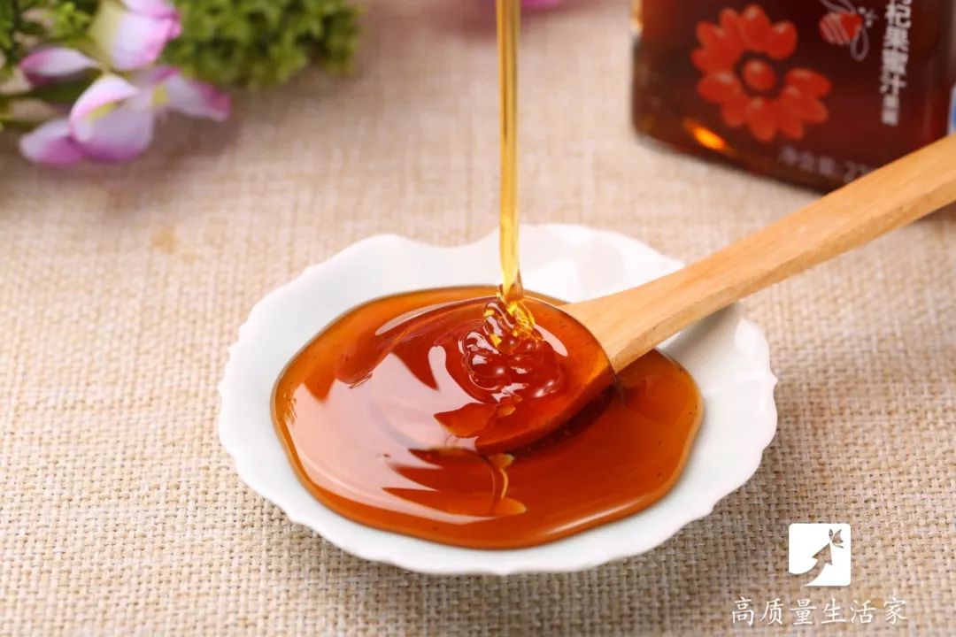 把白酒倒进蜂蜜里，假蜂蜜立刻现原形，再也不怕买到假的了！(图5)