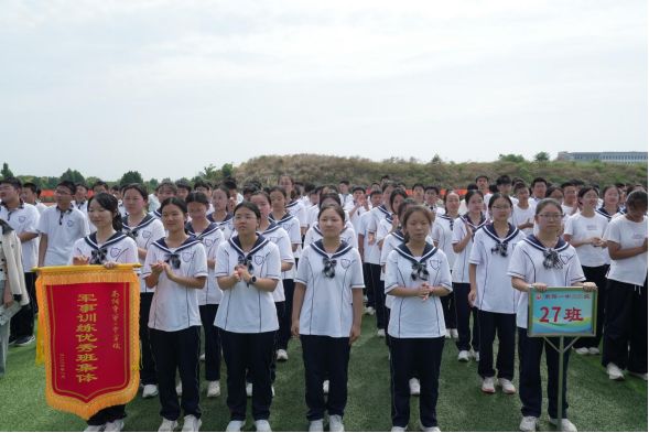 南阳市一中2026级新生军训纪实(图43)