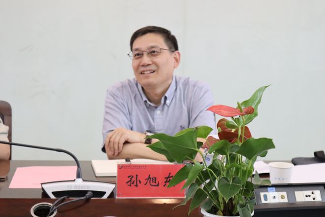 南京市“七校联合体”工作研讨暨盟主校交接会顺利召开(图11)