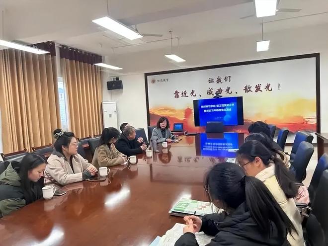 搞不懂!好好的教书不行吗?开学才三天,上级就来学校搞检查(图2)