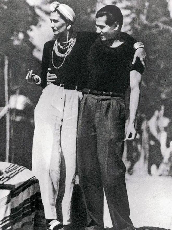 万万没想到，今年最火的鞋，竟然是这几双“经典款”(图11)