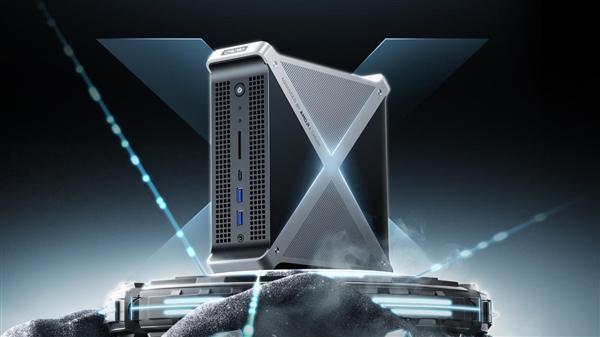 2.9升机身3000亿参数大模型！驰为UniBox AI49