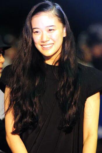 看到41岁的苍井优，她们说：不当少女也挺好(图32)