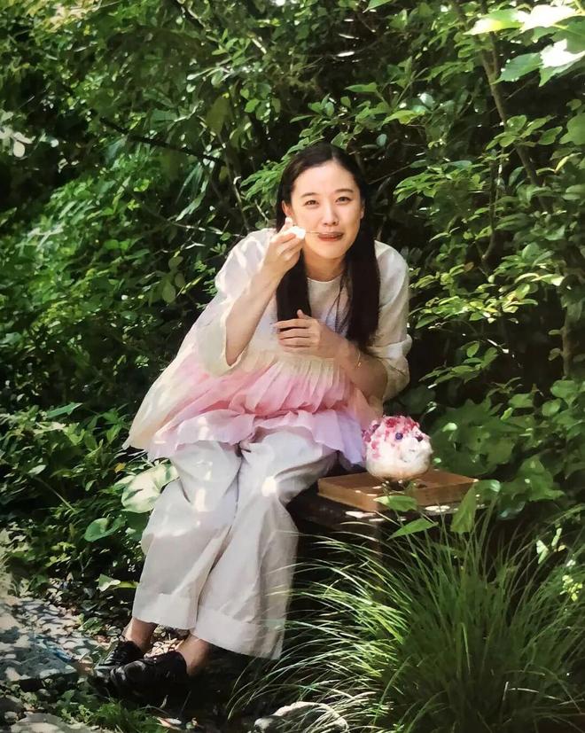 看到41岁的苍井优，她们说：不当少女也挺好(图51)