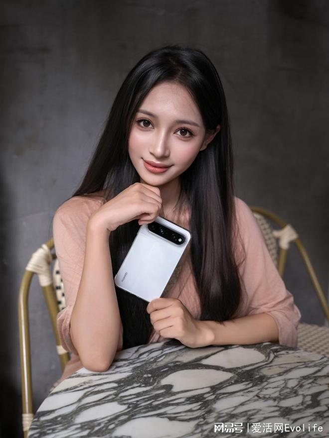 《颜之有物》：华为 Pura X View(图8)