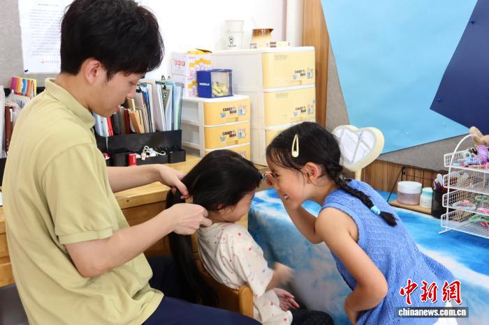 教育观察：杭州如何为“00后”教师铺就成长车道？(图1)