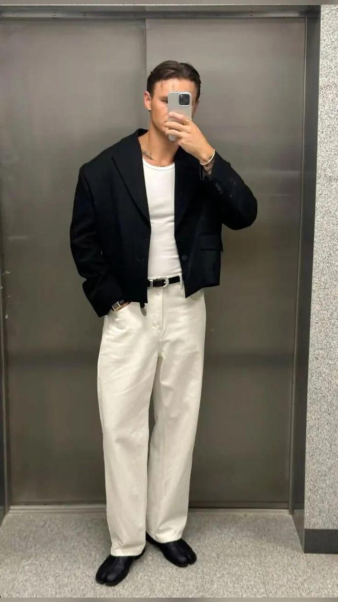 最近爆火的时装剧里，最会穿的人原来是TA？(图36)