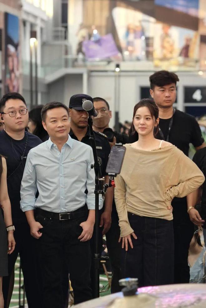 最近爆火的时装剧里，最会穿的人原来是TA？(图63)