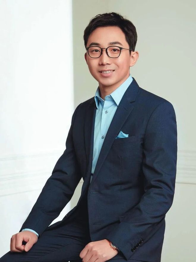 最近爆火的时装剧里，最会穿的人原来是TA？(图100)