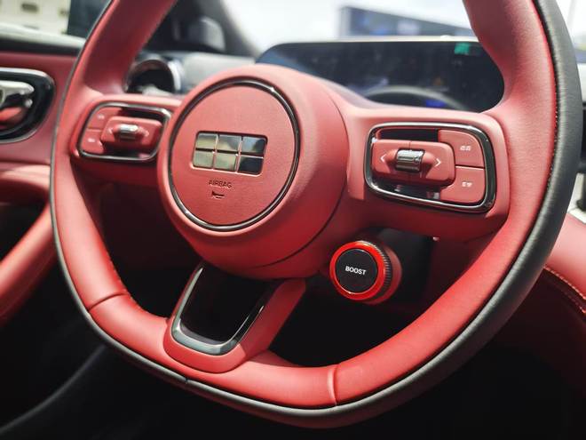 起步续航640km/3.8秒破百/路特斯底盘调校 银河TT先享价12.99万起(图11)