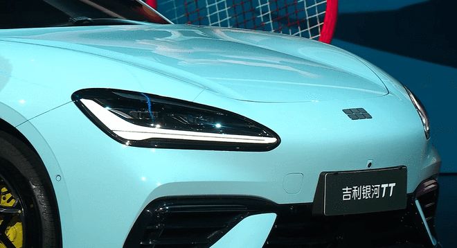 起步续航640km/3.8秒破百/路特斯底盘调校 银河TT先享价12.99万起(图4)