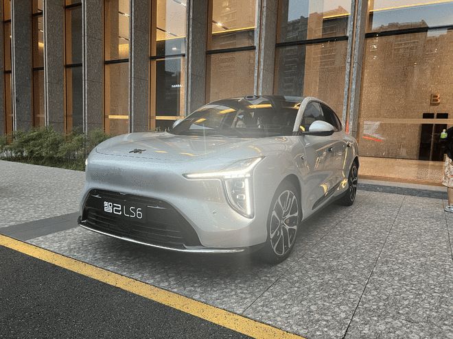 全系标配全线控底盘 全新一代智己LS6预售20.99万起