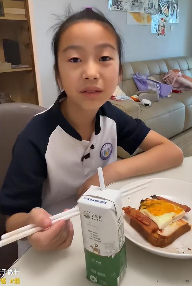 “你装小姐腔调给谁看？”家长厌恶女儿吃饭细嚼慢咽，网友都看不下去了(图6)