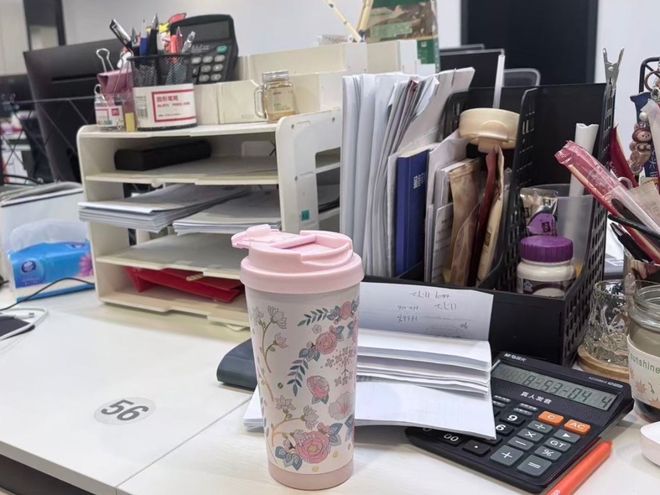 吃药才能睡着，花几万报家庭教育课，都关心孩子，谁来关心一下中年家长？(图4)