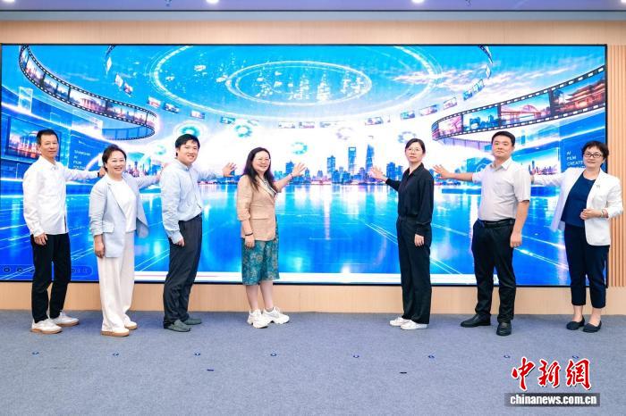 青年学子组成33支团队在沪开启AI影视实战创作之旅