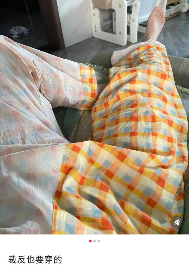 受够了逆天女装，年轻女孩们开始手搓内裤(图12)