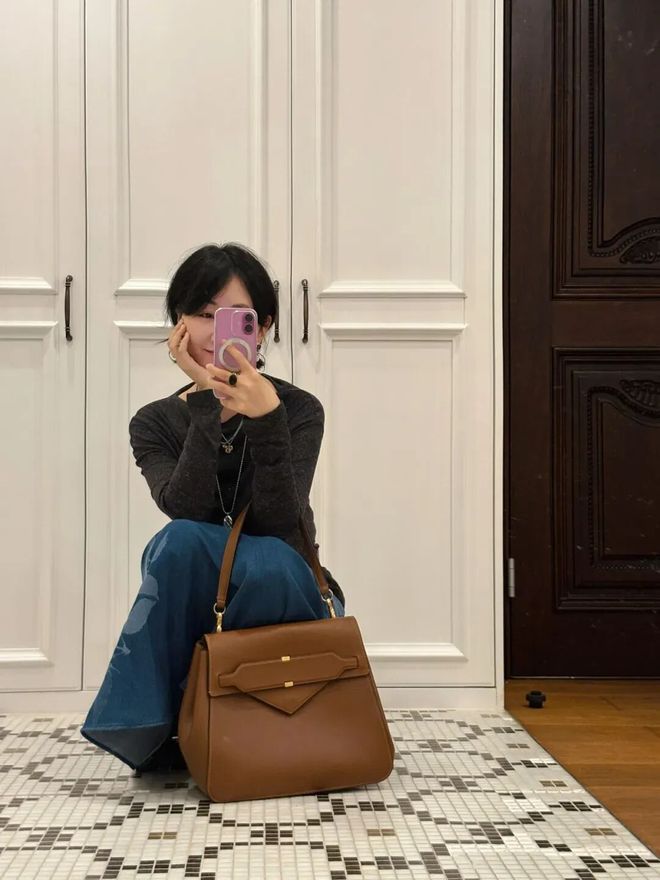 直播|| 私藏几年的小众千元包，这5只越背越香！(图1)