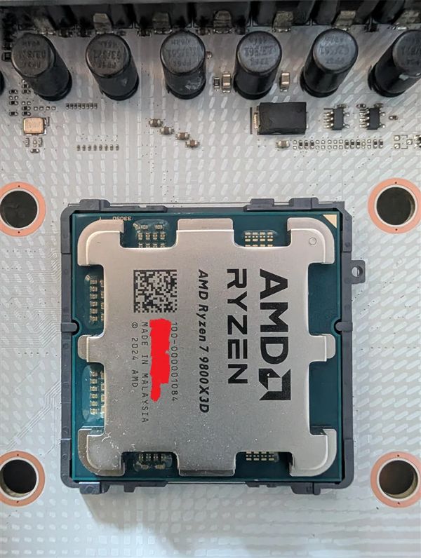官方门店买CPU都不安全！几千块买9800X3D竟是假货：退款还被拒(图2)