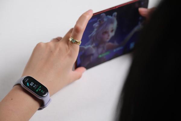 小米手环11全金属版评测：双灯双PD、睡眠2.0、翻页器，这次升级有点全(图5)