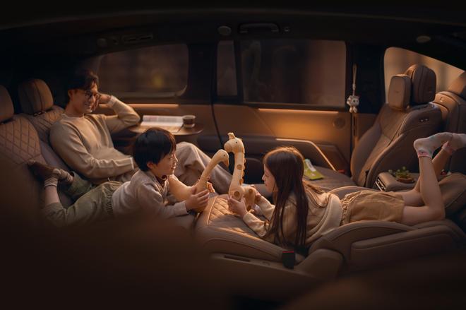理想i9 Home售36.98万起 把居家体验搬进纯电大六座SUV里(图9)