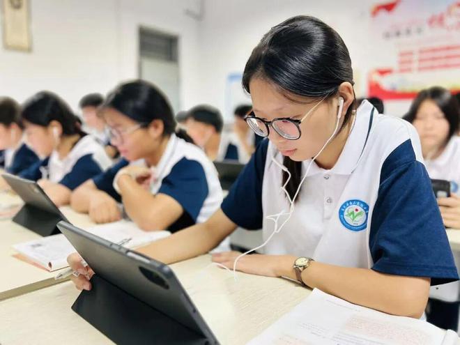 托住县城“后排”的孩子—— 一所县域民办高中的托底答卷(图4)