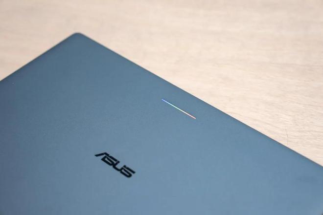 谷歌携五大PC厂商正式推出首批Googlebook笔记本，起售价899美元(图8)
