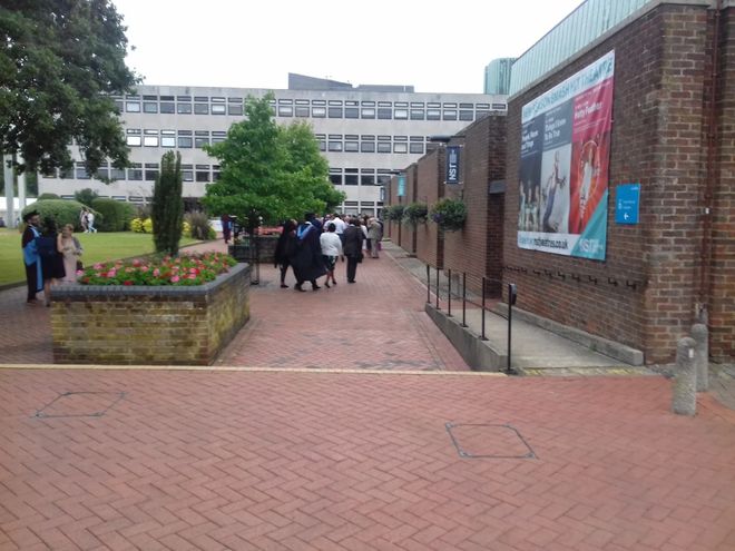 再不充值感觉就要废了的几所英国大学！(图2)